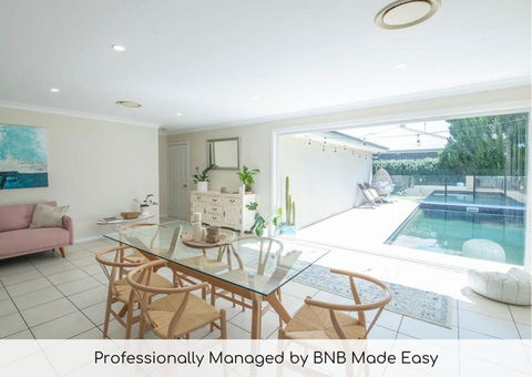 Regand Retreat - Luxurious Family Home, Pool - Accommodation Yamba 0