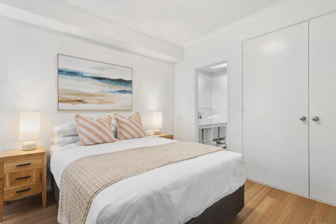 REGL20/11 - Regal In East Perth - Accommodation Yamba 2