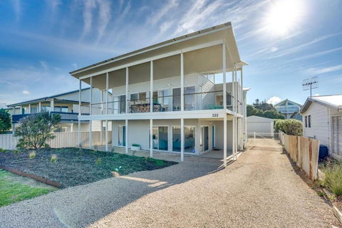 Relax At Middleton - No Linen Included - Pets Negotiable - Wi-Fi - Accommodation Yamba 0