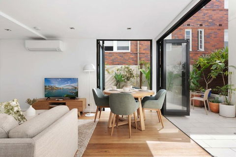 Relaxed Beachside Townhouse - Accommodation Yamba 1