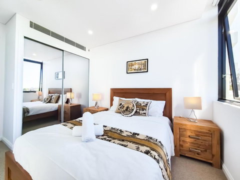 Relaxing 1BR W Pools & SPA, Gym In Olympic Park - Accommodation Yamba 0