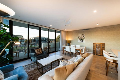 Renai 27 - 2 Bedroom Apt In Manuka - Accommodation Yamba 1