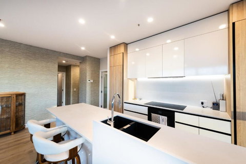 Renai 27 - 2 Bedroom Apt In Manuka - Accommodation Yamba 3