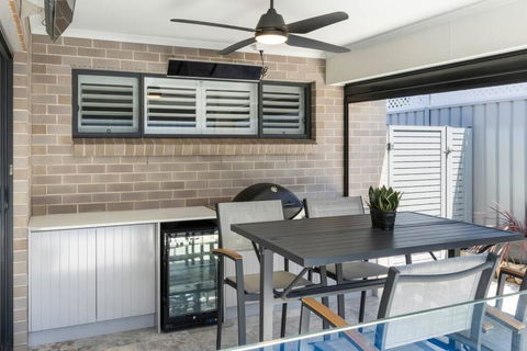 Rengor Executive Retreat - Accommodation Yamba 1