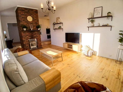 Renovated 3BD With Pool And Spa Bath - Accommodation Yamba 2