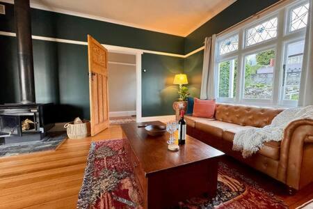 Renovated Cottage Near Cataract Gorge Launceston - Accommodation Yamba 0