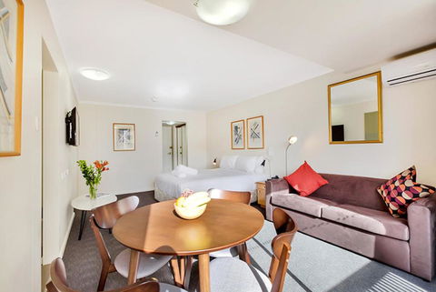 Renovated Stylish Studio - Accommodation Yamba 1