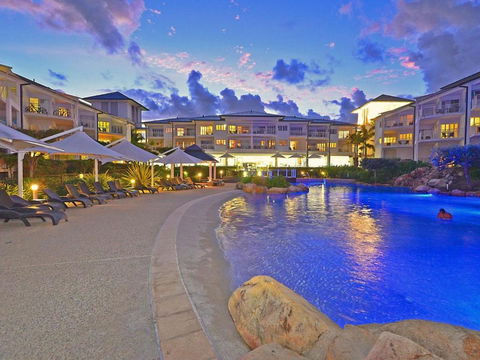 RESORT ON THE BEACH 2214/2215 - Accommodation Yamba 0