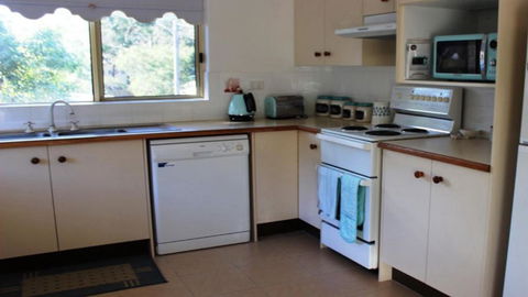 Rest At The Nest On Booner - Accommodation Yamba 3