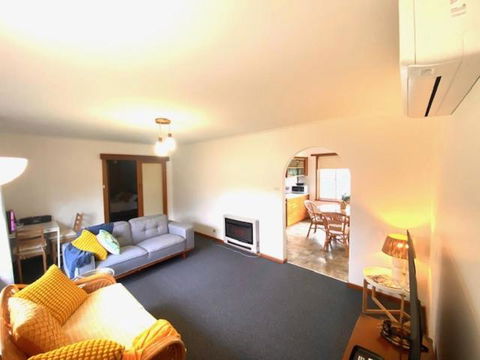 Retro Riverside Redan, Ballarat - Accommodation Yamba 2