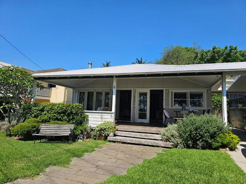 Reverie - Accommodation Yamba 0