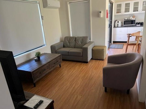 RIVER DOWNS COTTAGE - Accommodation Yamba 2