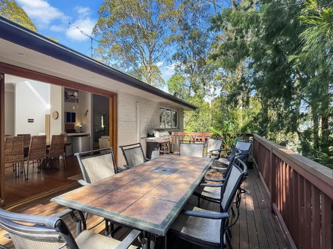 Riverside 3-Bed Townhouse With Spacious Deck & BBQ - Accommodation Yamba 1