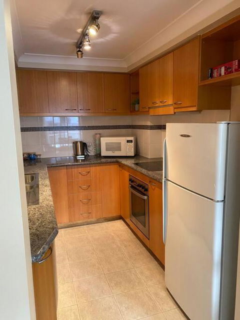 RIVERSIDE CITY VIEW PARKING NETFLIX WIFI WINE FREE - Accommodation Yamba 2