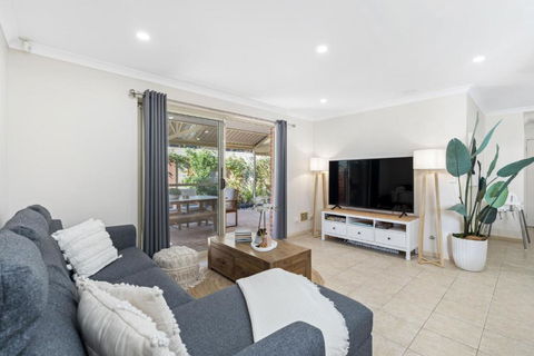 Rivervale Family Retreat - Accommodation Yamba 1