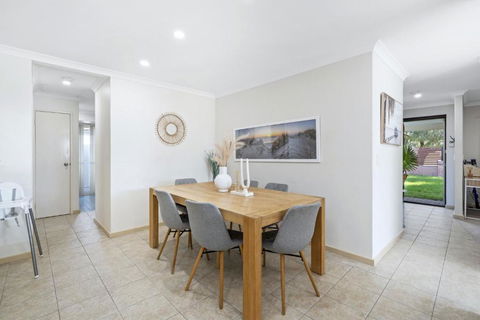 Rivervale Family Retreat - Accommodation Yamba 3