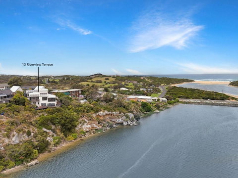 Riverview - Accommodation Yamba 1