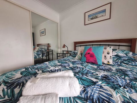 Residential Two-bedroom Unit On The Strand, Self-check In, Wi-fi - Accommodation Yamba 2