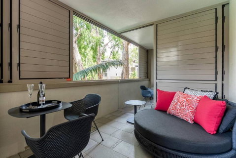 Rose At Temple Palm Cove - A Poolside Paradise - Accommodation Yamba 2