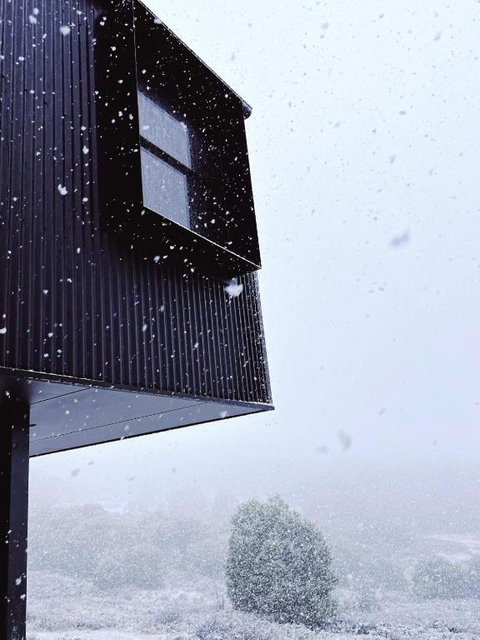 Roam Merrijig - Luxury Stay With Mountain Views - Foothills Of Mt Buller - Accommodation Yamba 3