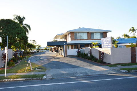 Rover Motel - Accommodation Yamba 0