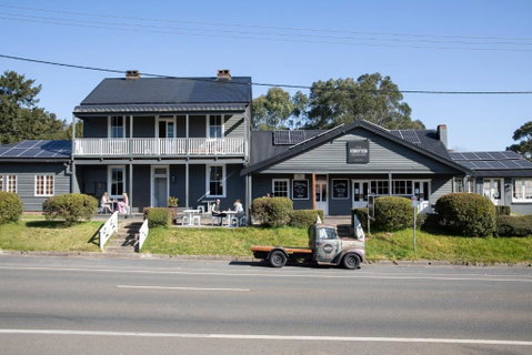 Robertson Public House And Kitchen - Accommodation Yamba 0