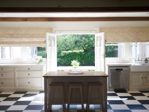 Robin Hill Manor - Accommodation Yamba 3