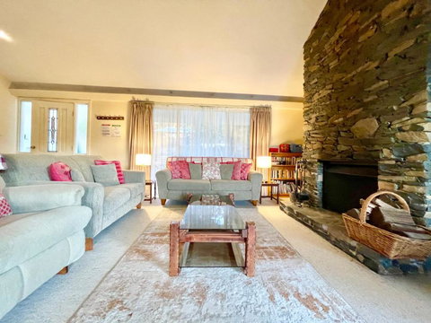 Rocky Mountain Cottage - Accommodation Yamba 1