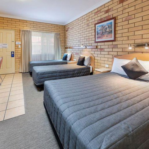 Roma Mid Town Motor Inn - Accommodation Yamba 1