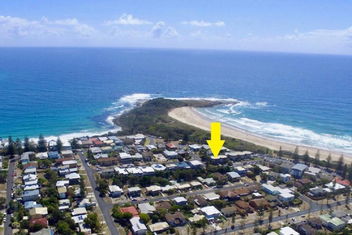 Romiaka Unit 10 with Accommodation Yamba