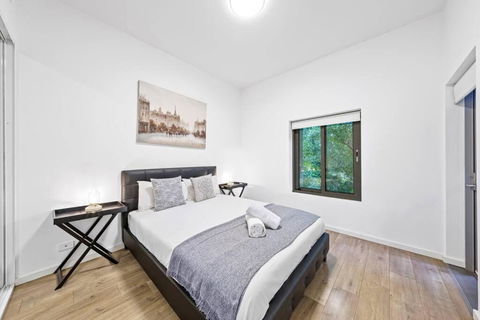 Rooftop 2 Bed Apt With Terrace At Newtown MHS - Accommodation Yamba 1
