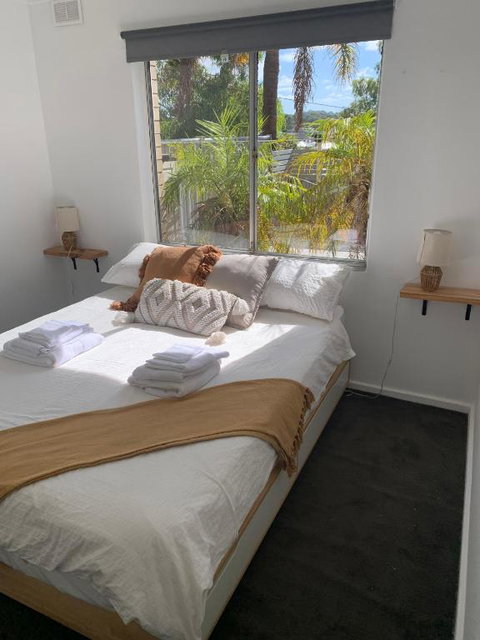 Room For Rent - Accommodation Yamba 0