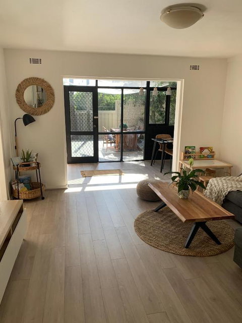Room For Rent - Accommodation Yamba 2