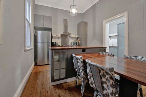 Rose Cottage - Stroll To CBD, Leafy Setting - Accommodation Yamba 1