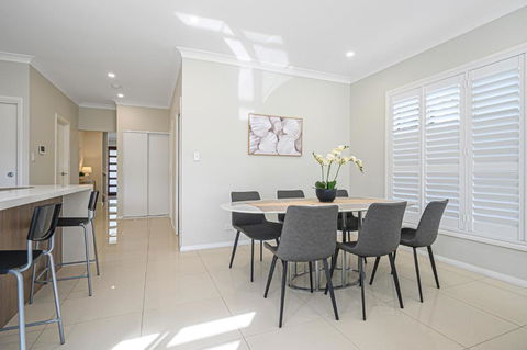 Rousehill Sweet Spacious 4BR Quiet House - Accommodation Yamba 1