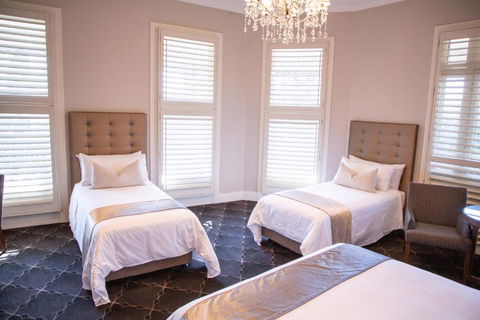 Royal Hotel Randwick - Accommodation Yamba 1