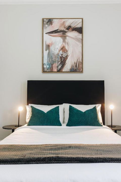 Royal Hotel Wyong - Accommodation Yamba 1