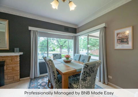 Roycox Cottage - Charming Escape, Fireplace - Accommodation Yamba 0