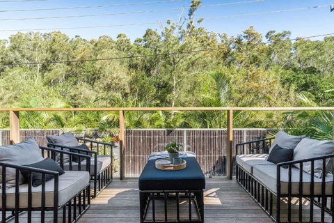 Rubber Soul - Accommodation Yamba 3