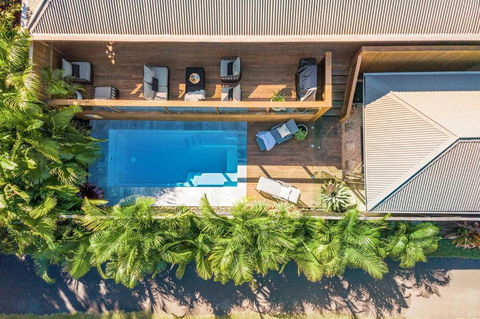 Rubber Soul - Accommodation Yamba 0