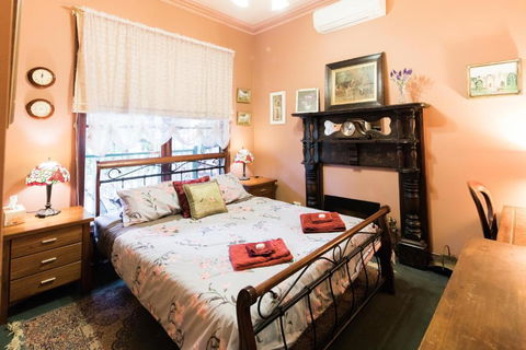 Rustic Refuge Guesthouse - Accommodation Yamba 3