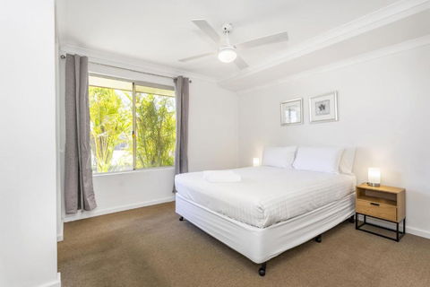 Safari Family Stay - EXECUTIVE ESCAPES - Accommodation Yamba 3