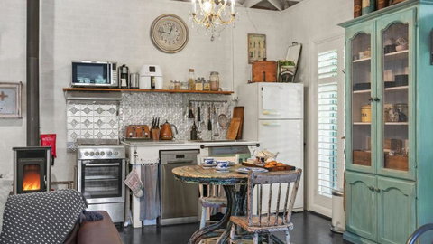 Saint Eloi Le Studio - Accommodation Yamba 1