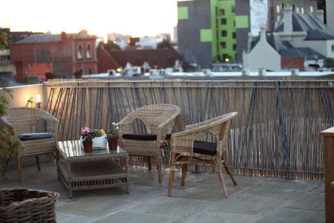 Saint George - The Townhouse - Accommodation Yamba 1
