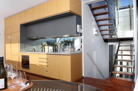 Saint George - The Townhouse - Accommodation Yamba 3