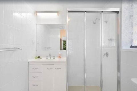 Salerno - Hosted By Burleigh Letting - Accommodation Yamba 3