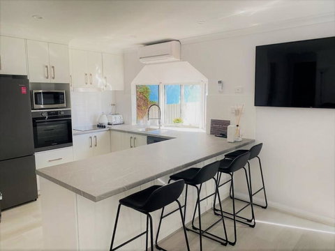 Salt & Soul Beach Shack - Accommodation Yamba 3