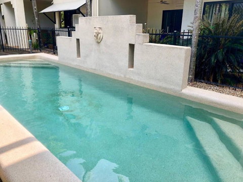 Salt & Sand - Tropical Oasis Footsteps To Beach - Accommodation Yamba 2