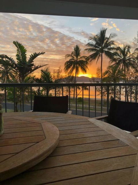 Salt On South - Beachfront Bliss - Accommodation Yamba 2