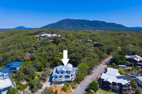 Salt Spray - Accommodation Yamba 1